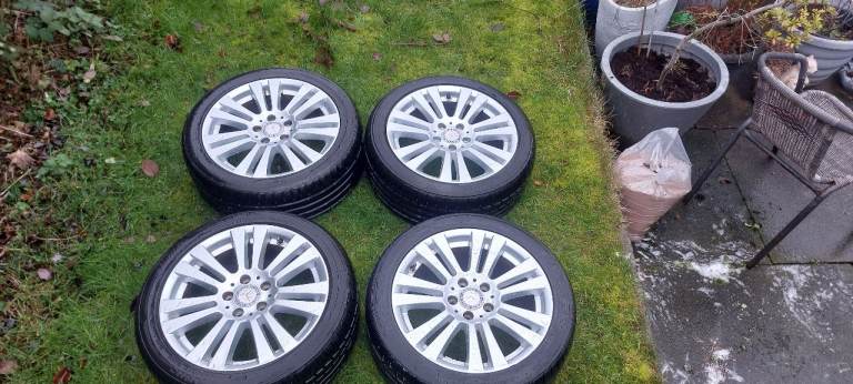 Mercedes Benz Alloy wheels 
