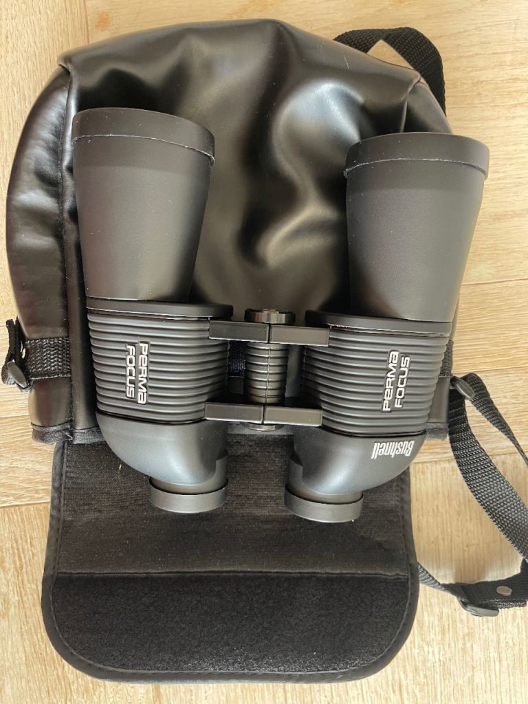 Bushnell 12 x 50 auto focus Binoculars 