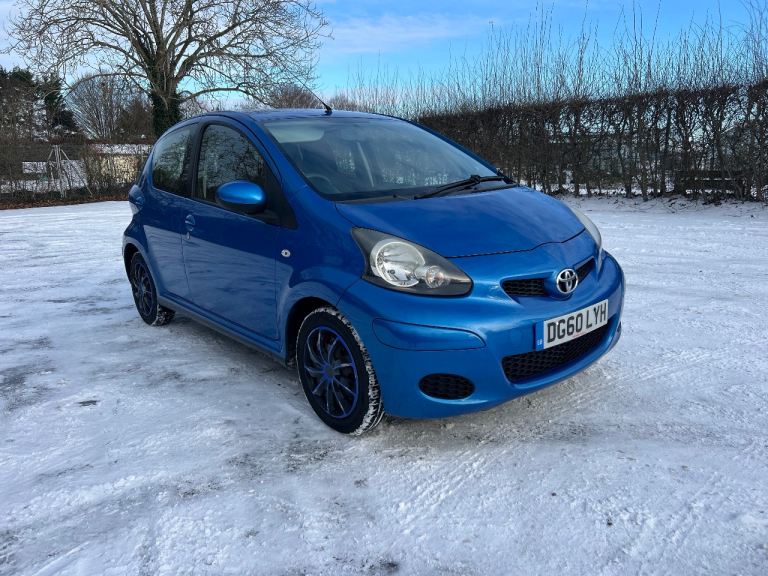 Toyota, AYGO, Hatchback, 2010, Manual, 998 (cc), 5 doors