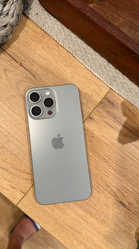 Apple iPhone 15 Pro Max Very Good Condition