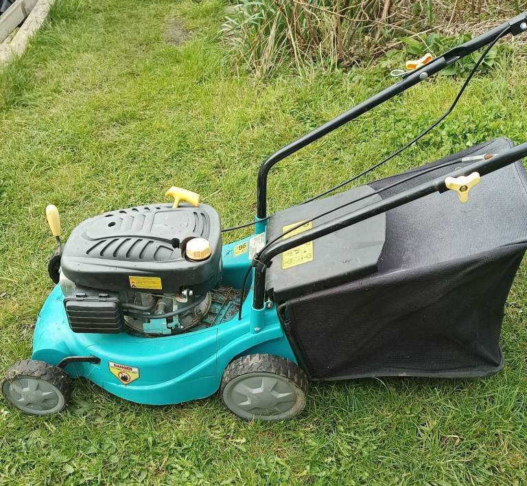 Self Propelled Lawnmower Petrol 4 Stroke GWO 40cm Cut New Carburettor 