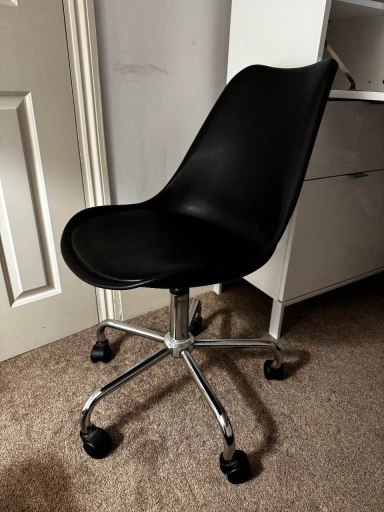 Habitat Black Swivel Chair / Bedroom Home Office – Black Faux Leather & Chrome