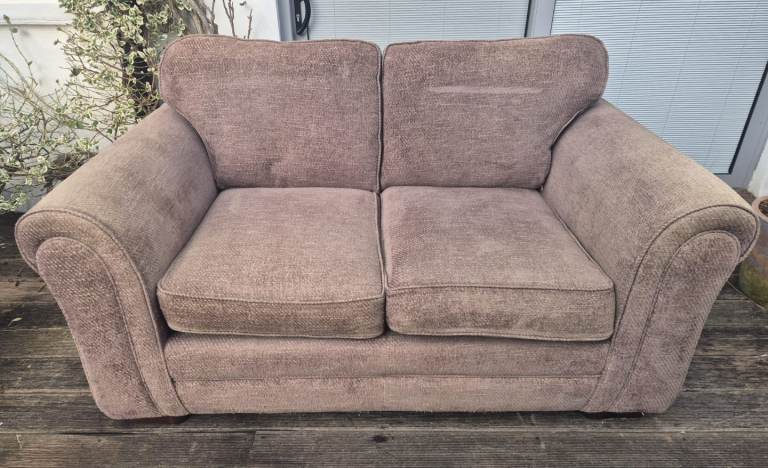 DELIVERY INCLUDED VGC 2 seater brown cotton weave fabric comfortable sofa