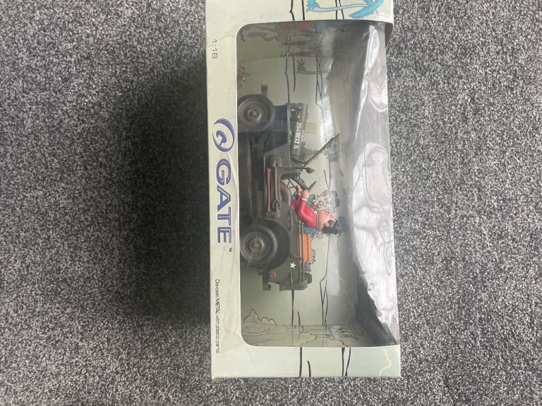 Gate 1/18 Scale Model Car – New in Box
