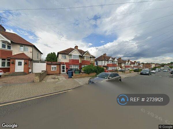 5 bedroom house in Vancouver Road, Edgware, HA8 (5 bed) (#2739121)