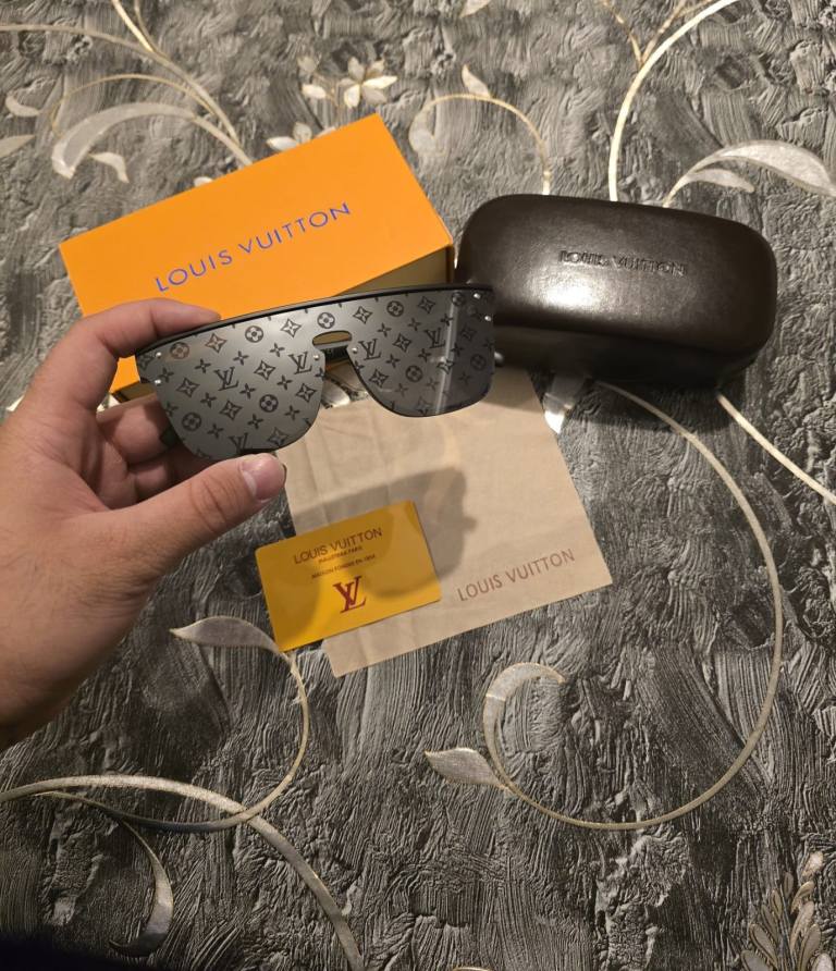 Brand new sunglasses 