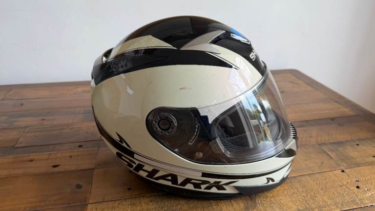 Shark motorbike helmet - size M