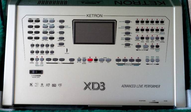 Ketron XD3 Advanced Live Perfomer, Arranger Workstation Midi Accordian/Keys etc.