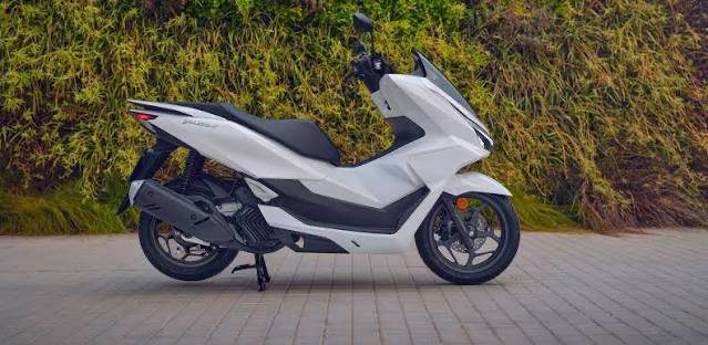 125cc Automatic Scooter – Clean, Reliable, Low Running Costs