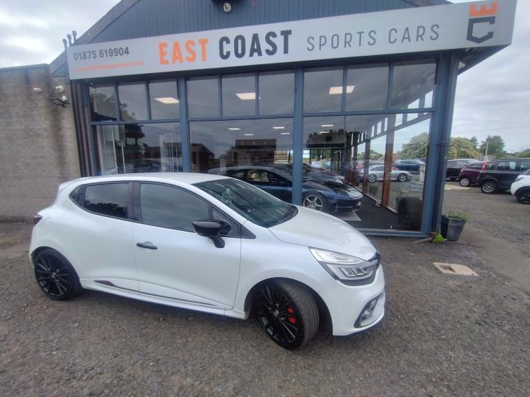 2016 Renault Clio 1.6T 16V Renaultsport Trophy Nav 220 5dr Auto HATCHBACK Petrol Automatic