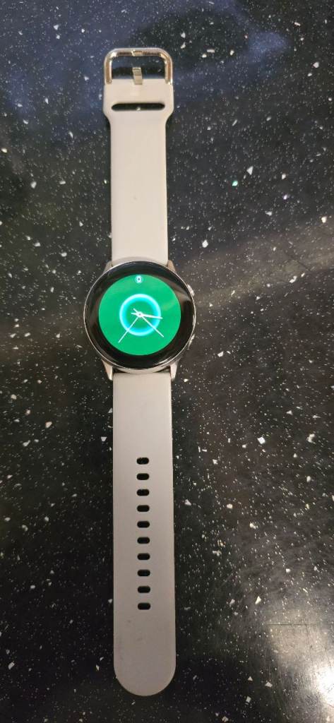 2 x samsung galaxy smartwatch 