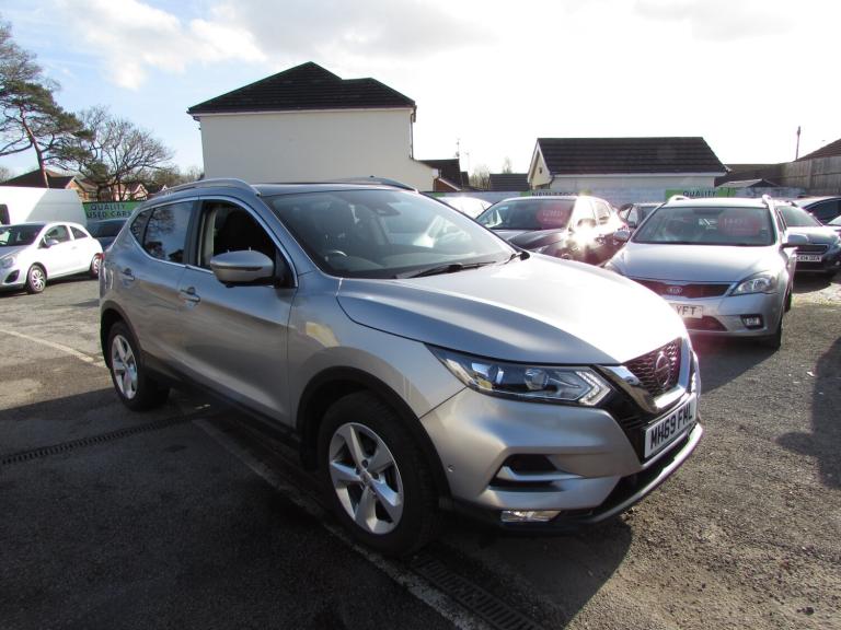 2019 Nissan Qashqai 1.3 DiG-T N-Connecta 5dr HATCHBACK Petrol Manual