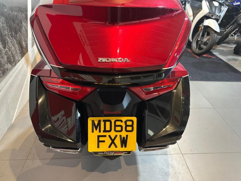 Honda GL 1800 Goldwing DCT Tour 2019 with 13,201 miles 