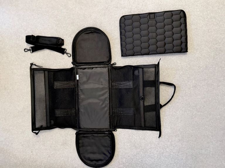 Pet carrier airline approved