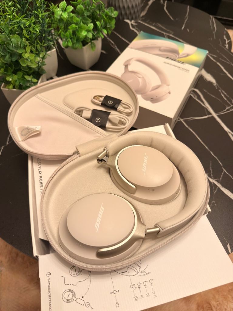 Bose QuietComfort Ultra Headphones – White Smoke