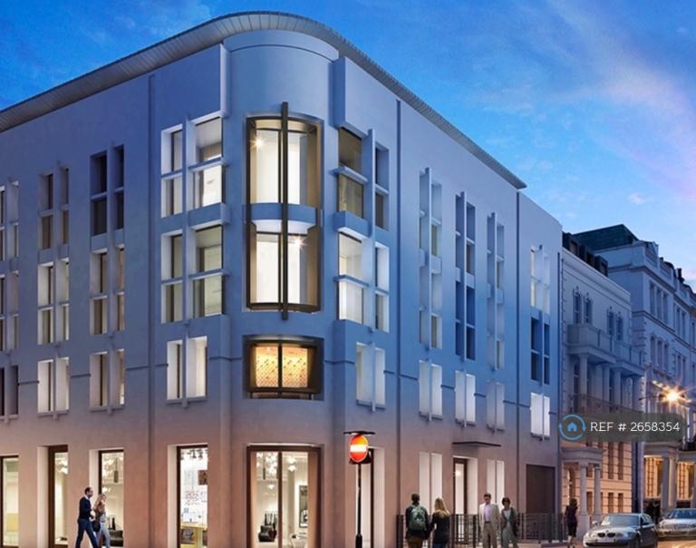 3 bedroom flat in Westbourne Gardens, London, W2 (3 bed) (#2658354)