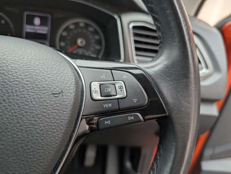 2019 Volkswagen T-Roc 2.0 TDI Design SUV 5dr Diesel DSG Euro 6 (s/s) (150 ps) - PRIVACY, CLIMATE,...