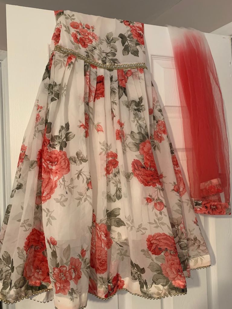 Brand new 3 piece Indian Sharaha suit Palazzo style Size 8 To 10 Uk, party, wedding