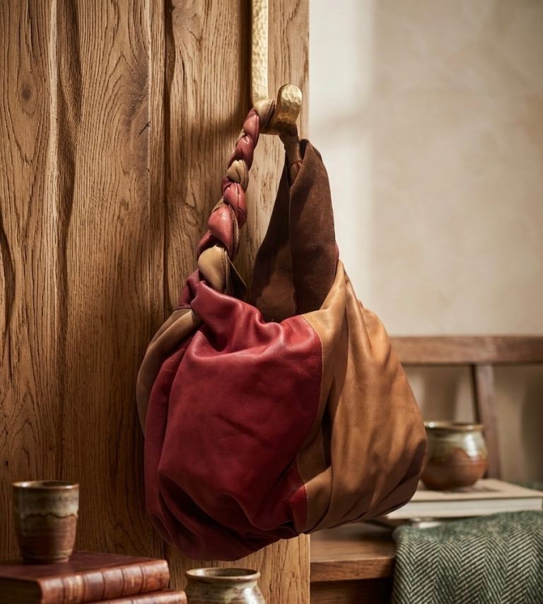 Stunning Martina Caponi Italian Leather Slouchy Hobo Bag