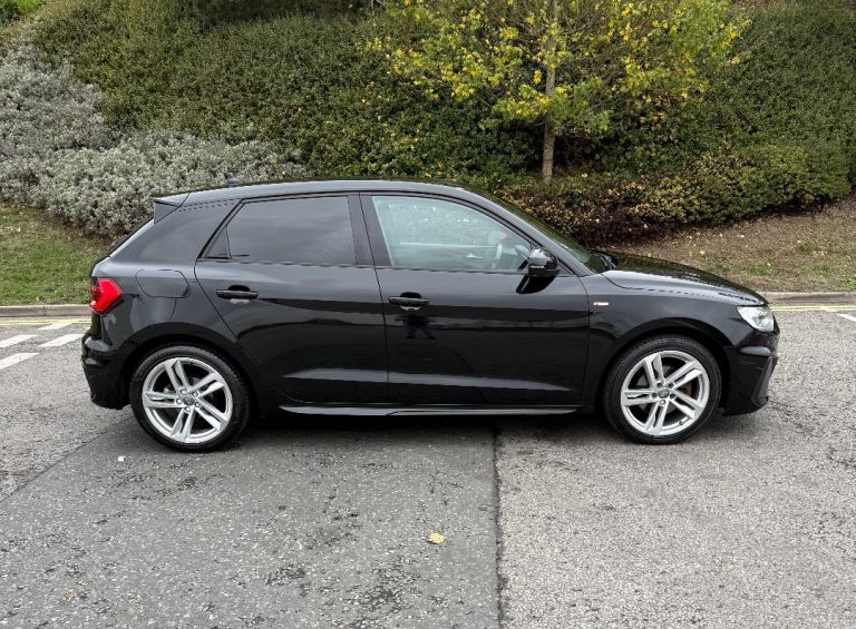 Audi, A1, Hatchback, 2019, Manual, 1498 (cc), 5 doors