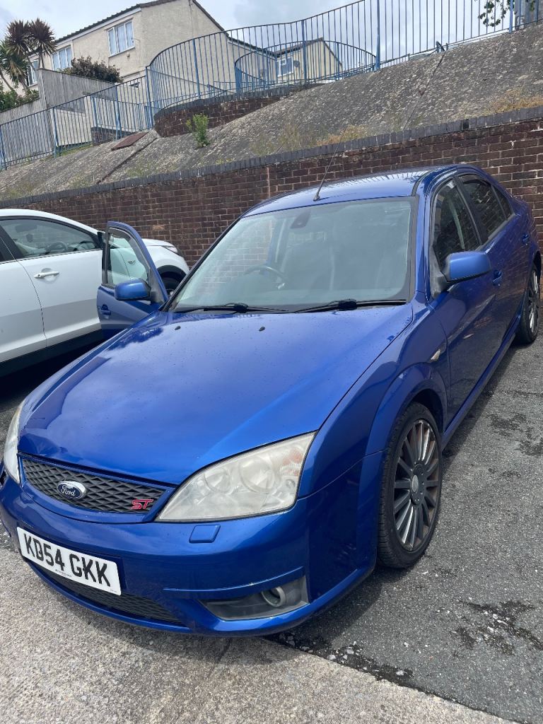 Ford, MONDEO, Hatchback, 2005, Manual, 2198 (cc), 5 doors