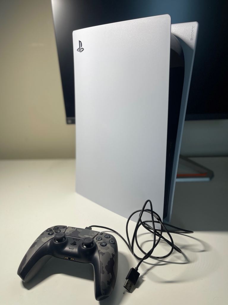 Sony PlayStation 5 PS5 Digital Edition Console + Controller + HDMI + Power Cable