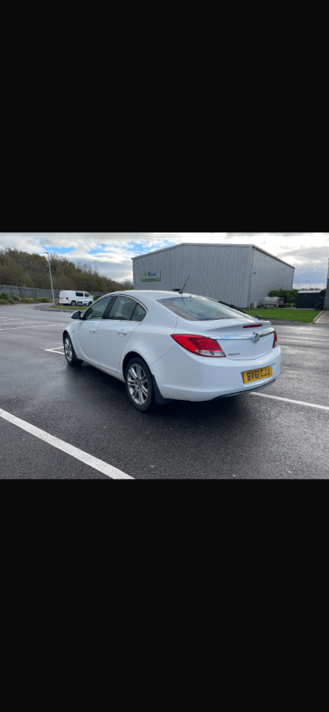 Vauxhall Insignia 1.8 VVT Petrol Exclusive - Very Low Miles 56K
