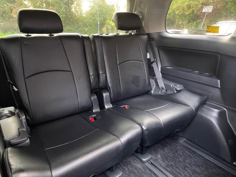 TOYOTA ALPHARD 2.4 2012