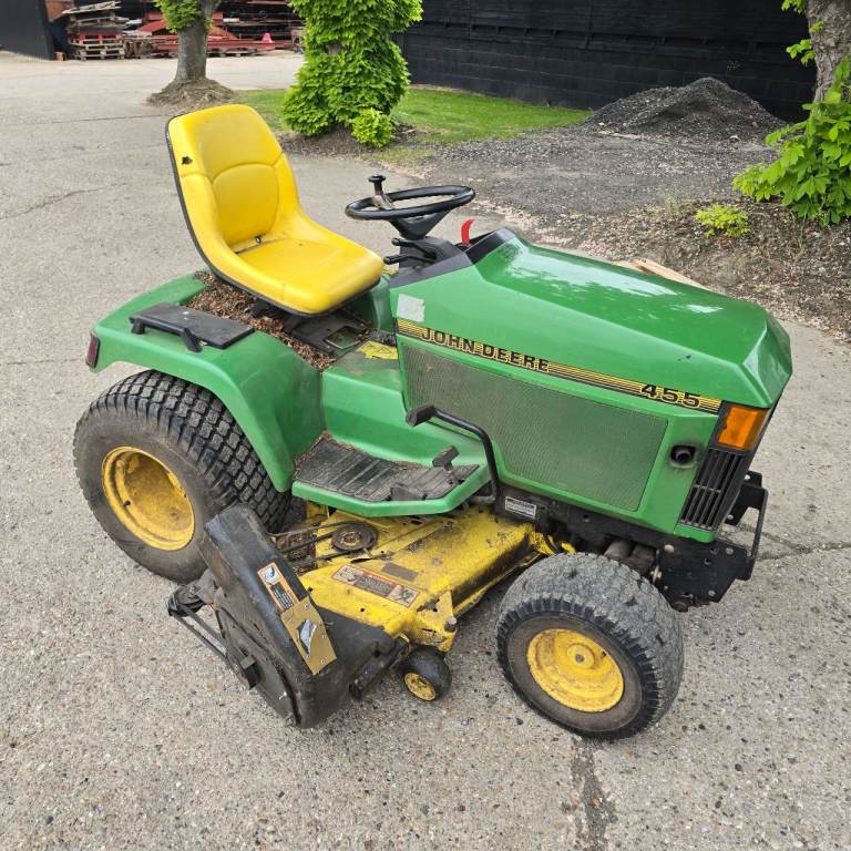 John Deer 455 Garden Tractor
