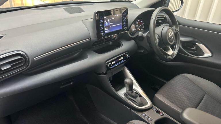 2023 Toyota Yaris 1.5 VVT-h Icon Hatchback 5dr Petrol Hybrid E-CVT Euro 6 (s/s) (116 ps) HATCHBAC...