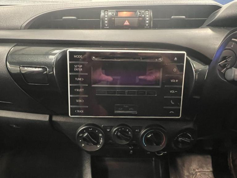 2020 Toyota Hilux 2.4 D-4D Active Extra Cab Pickup 4WD Euro 6 (s/s) 4dr Pickup Diesel Manual