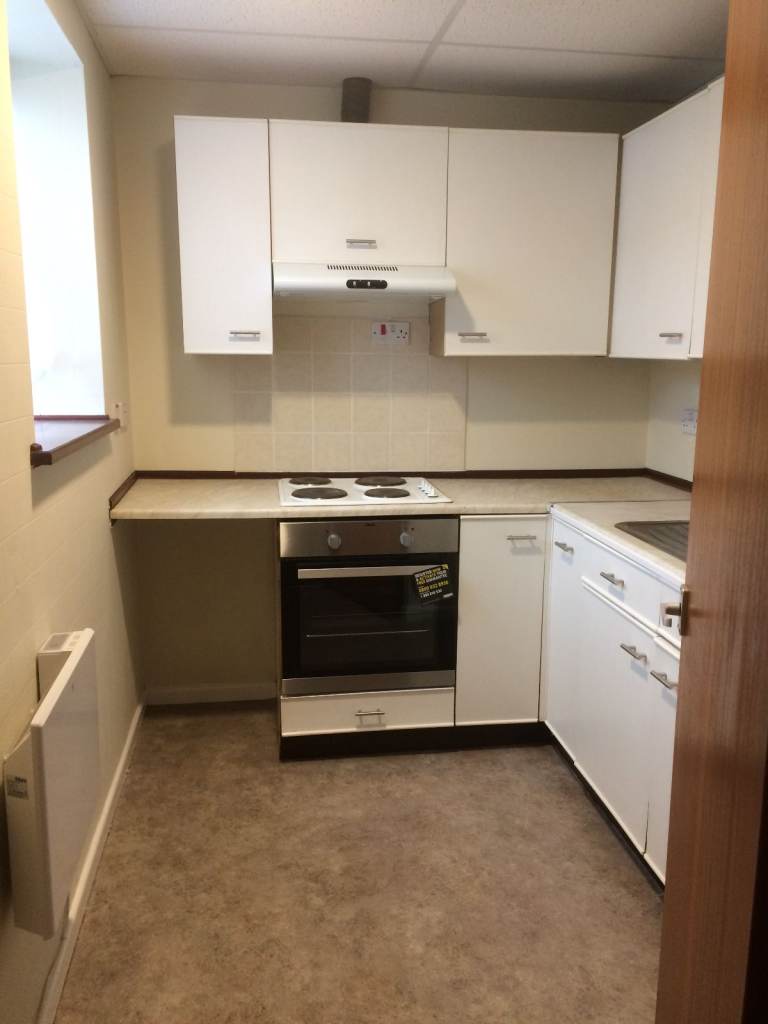 First Floor One Bedroom self contained Flat UNFURNISHED