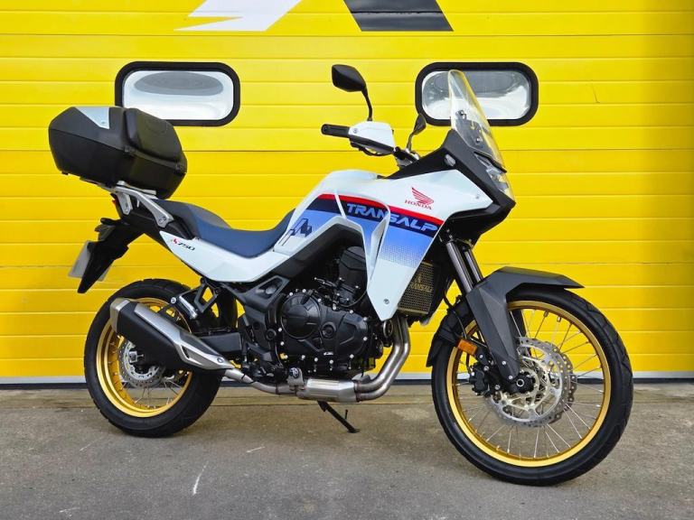 Honda XL750 Transalp 1 OWNER! QUICK SHIFTER! TOP BOX
