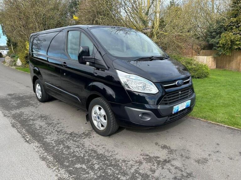 2015 Ford Transit Custom 2.2 TDCi 125ps Low Roof Limited Van PANEL VAN Diesel Manual