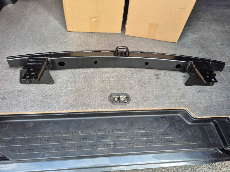 LR RANGE ROVER SPORT L461 Rear Crash Reinforcement Bar N9X2-17906-AD 2023