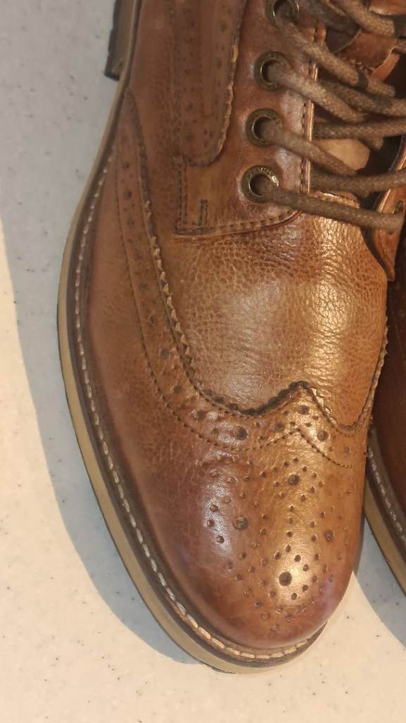 Superdry brown leather desert boots uk7. In very good condition