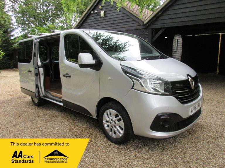 2016 Renault Trafic SL27 1.6 dCi SPORT ENERGY SWB L R 140PS-BIG SPEC-IDEAL DAY VAN CONVERSION! PA...