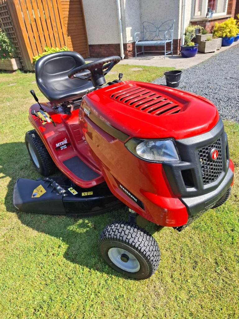 Ride-on Lawnmower 