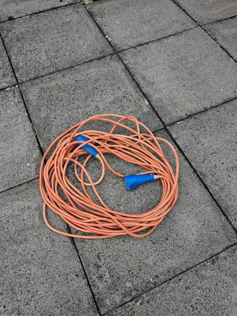 Caravan cable 