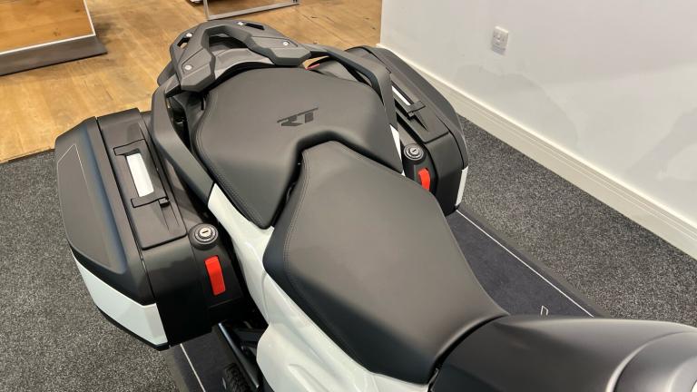 2025 BMW R1300 BMW R1300 RT LE ASA (25MY) TOURER Petrol Manual