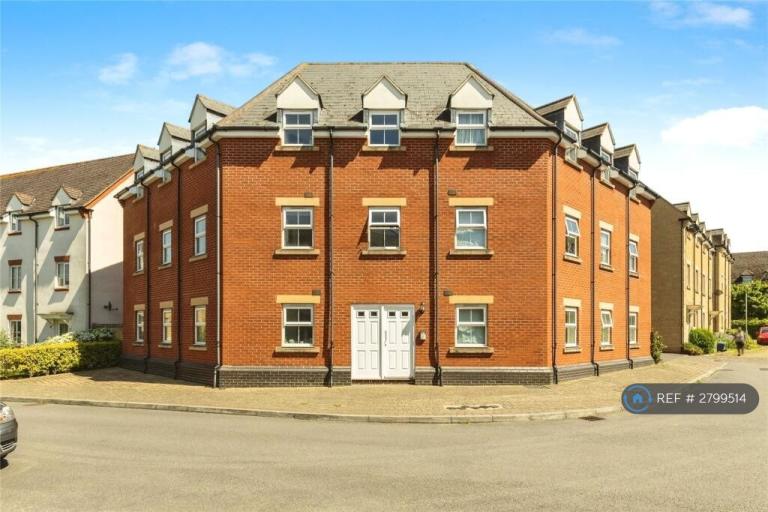 2 bedroom flat in Bishops Cleeve, Cheltenham, GL52 (2 bed) (#2799514)
