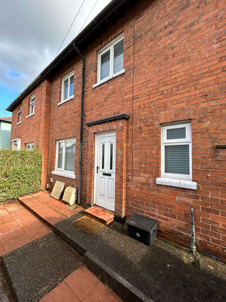 2 bedroom house to rent - Ravenhill area