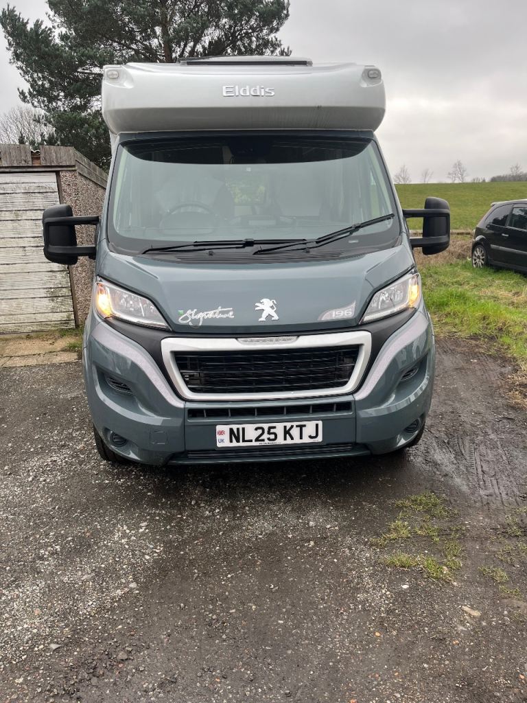 6 Berth Peugeot Elddis Signature 196
