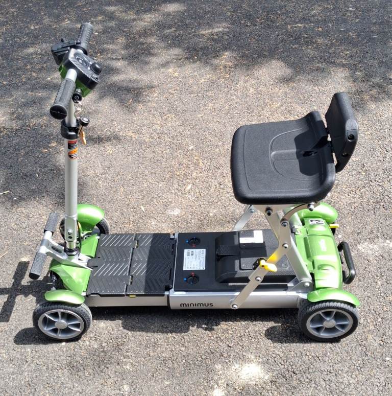 Minimus Lightweight Folding Scooter 