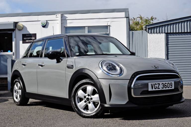 2022 MINI Hatch 1.5 Cooper Classic 5dr HATCHBACK PETROL Manual