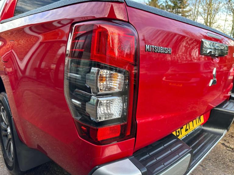 2021 Mitsubishi L200 2.3 L200 Barbarian X DI-D Auto 4WD Pickup Diesel Automatic