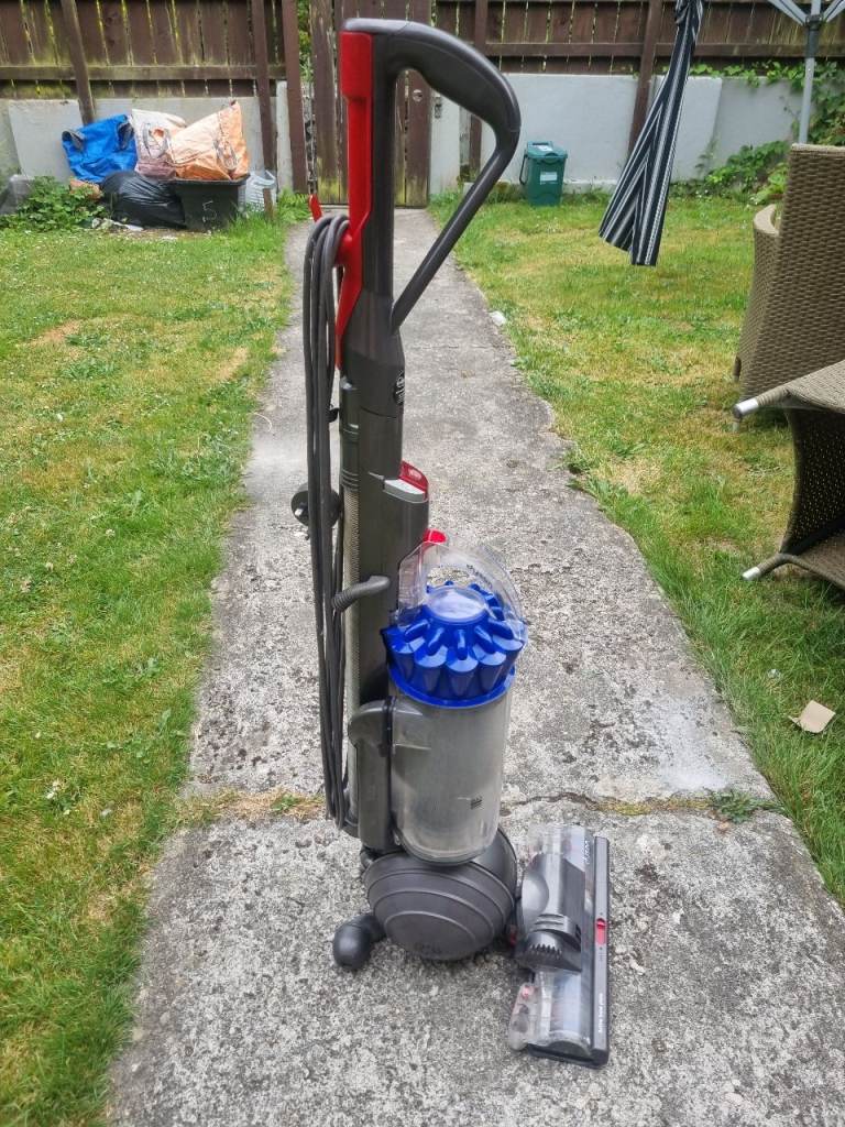 Dyson DC40 Upright Vacuum Cleaner – Grey & Red