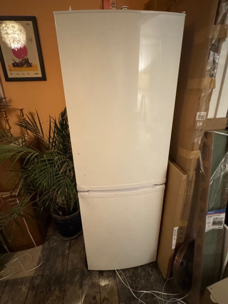 Fridge freezer Ikea, white