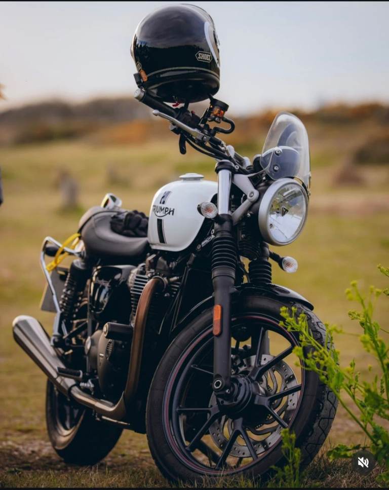 Triumph, BONNEVILLE, 2018, 900 (cc)