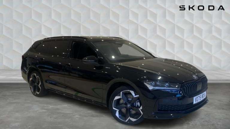 2025 Skoda Superb 1.5 TSI iV Sportline 5dr DSG Automatic Estate Hybrid Automatic